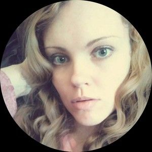 Meet your Posher, Katelyn